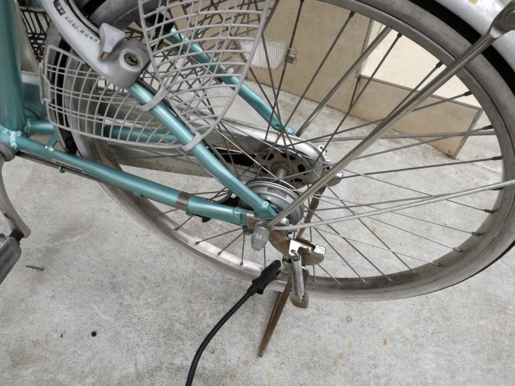 自転車 の 空気 が すぐ 抜ける